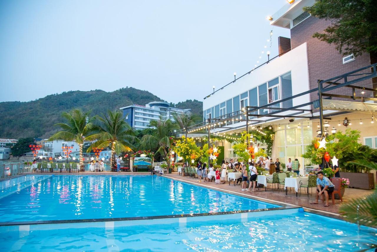 Valley Mountain Hotel Vung Tau Bagian luar foto